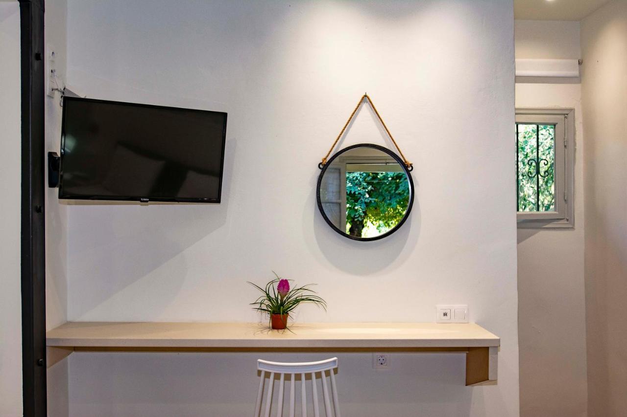 Seascape Elegant Gouvia Marina Apartment *